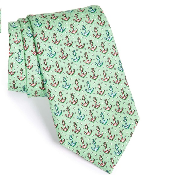 NWT Vineyard Vines Candy Cane Anchor Holiday Tie - Picture 4 of 5
